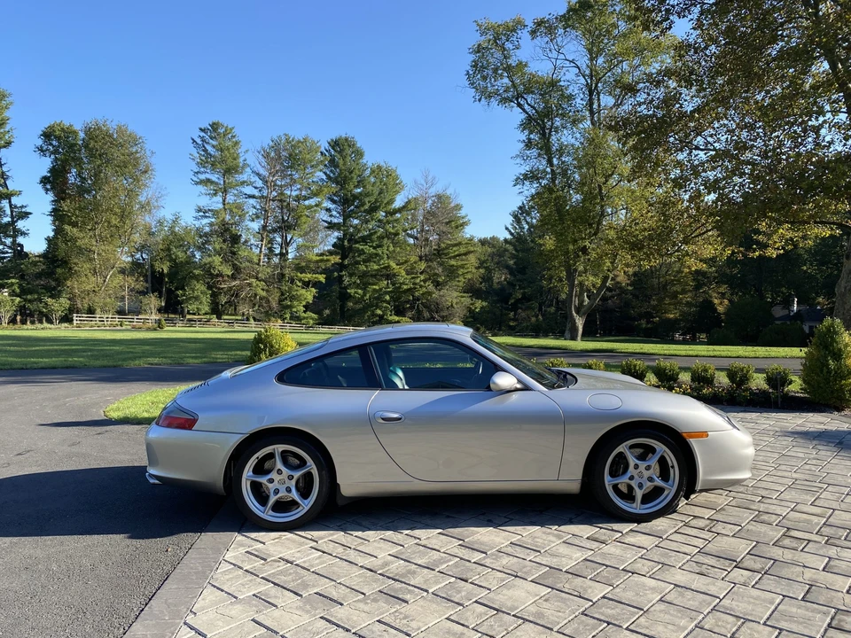 2002 Porsche 996 Carrera - Image 25 of 31