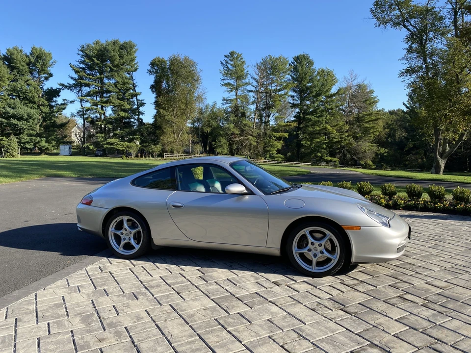 2002 Porsche 996 Carrera - Image 27 of 31