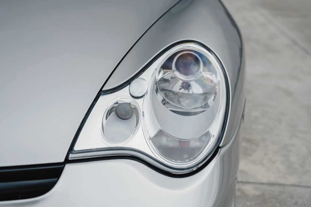 2002 Porsche 996 Turbo - Image 28 of 31
