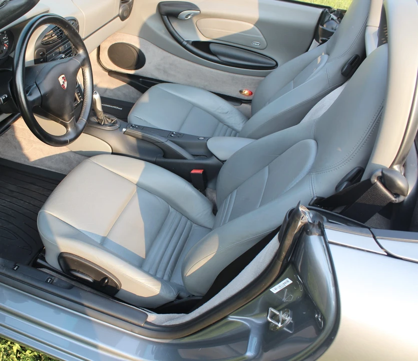 2002 Porsche 986 Boxster - Image 28 of 31