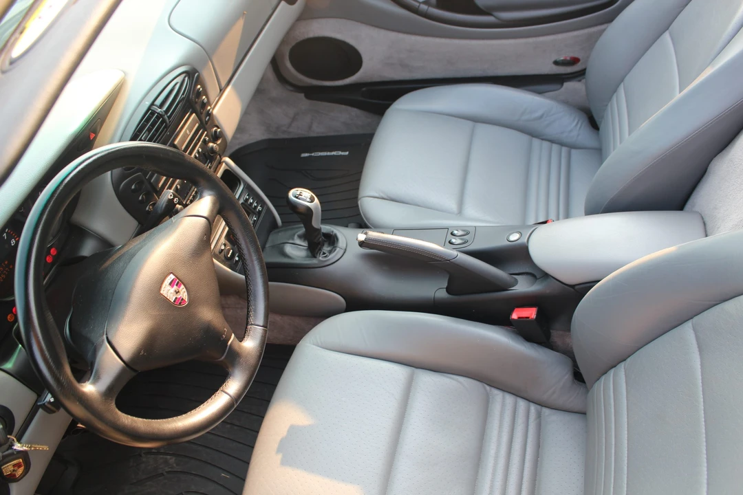 2002 Porsche 986 Boxster - Image 26 of 31