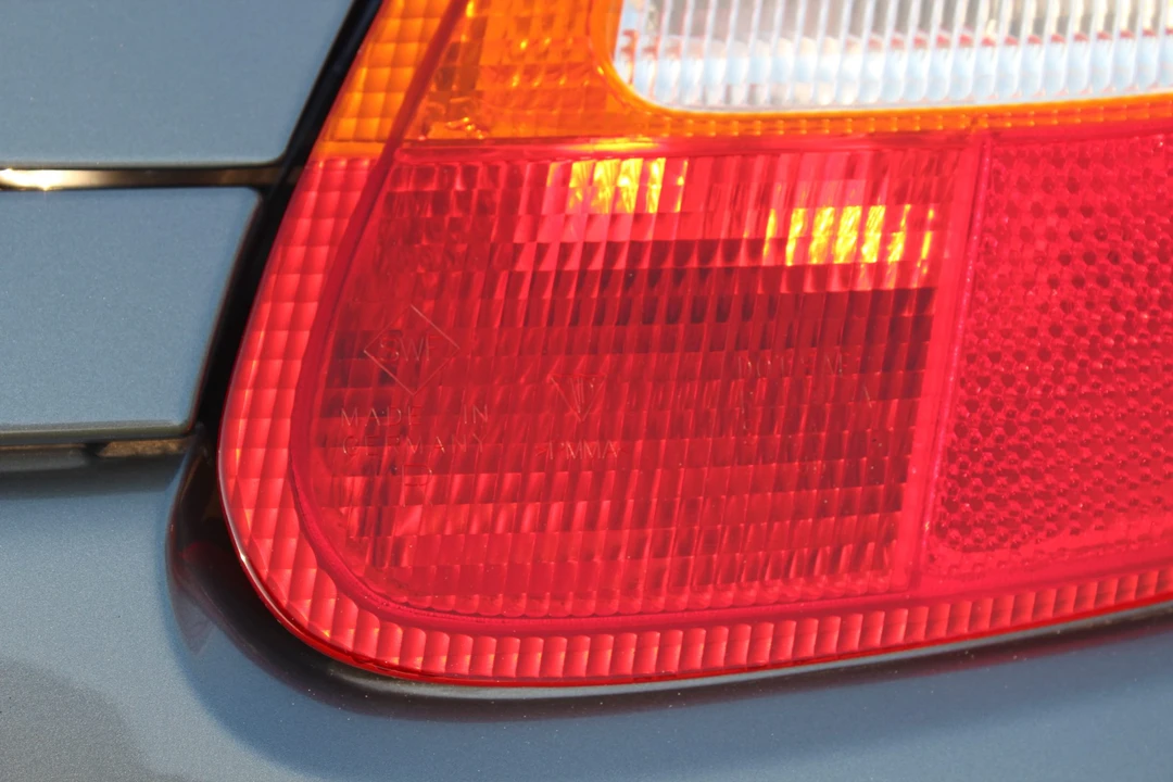 2002 Porsche 986 Boxster - Image 17 of 31