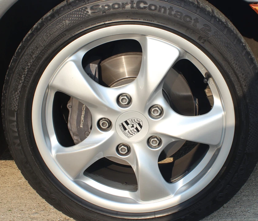 2002 Porsche 986 Boxster - Image 24 of 31