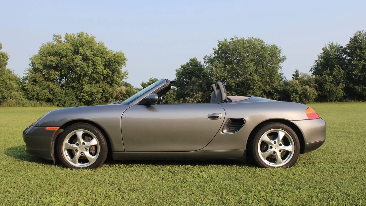 2002 Porsche 986 Boxster - Image 3 of 31