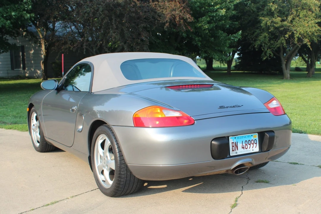 2002 Porsche 986 Boxster - Image 9 of 31