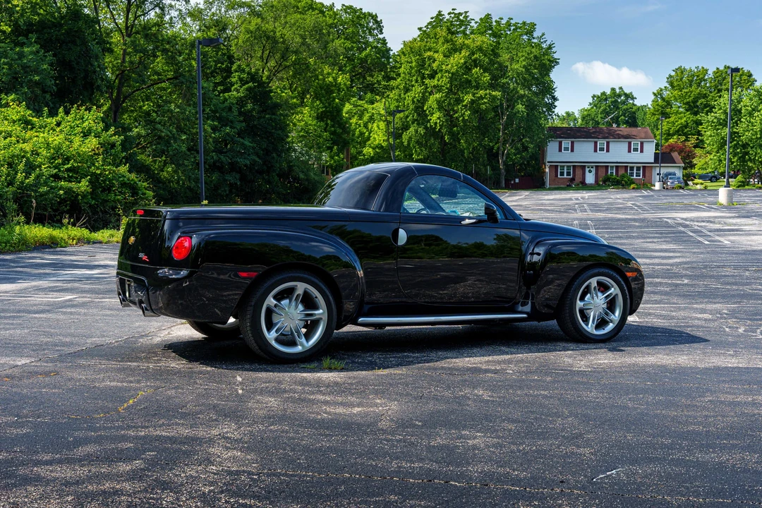 2003 Chevrolet SSR - Image 31 of 31