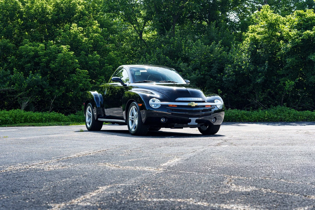 2003 Chevrolet SSR - Image 16 of 31