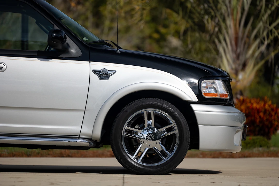 2003 Ford F-150 10th Gen - Image 2 of 31