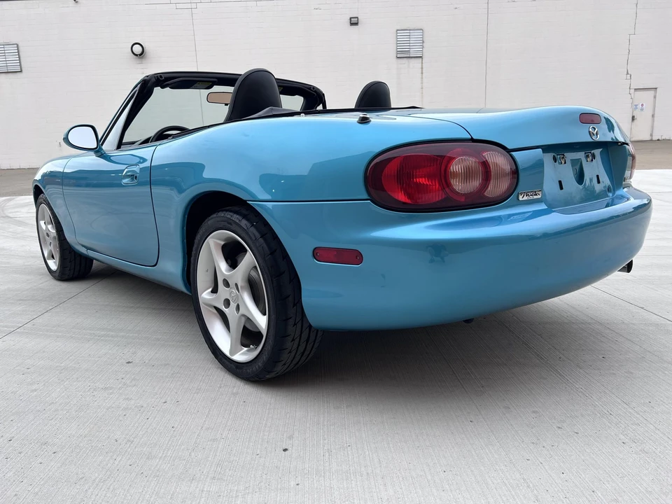 2003 Mazda NB MX-5 Miata - Image 18 of 31