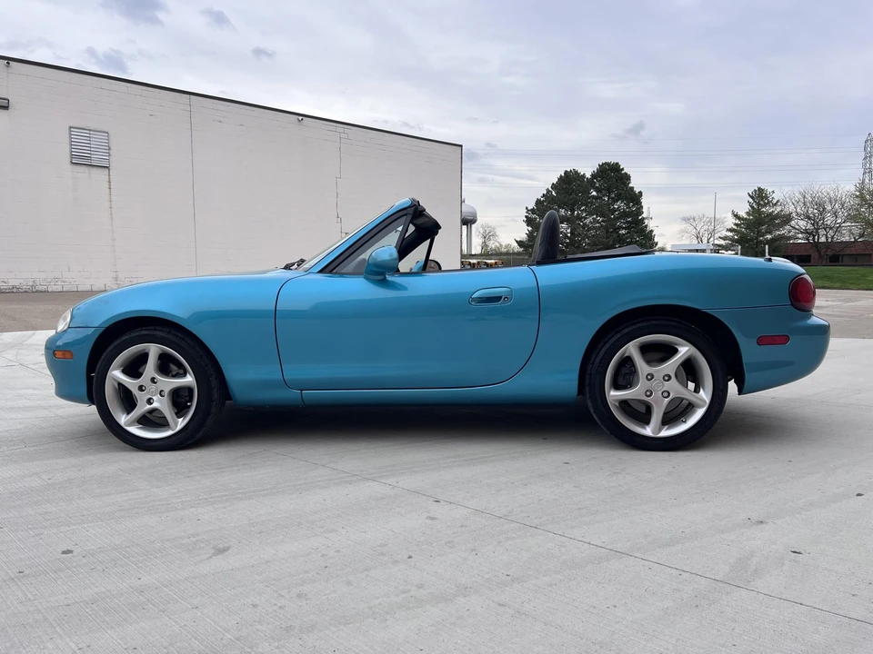 2003 Mazda NB MX-5 Miata - Image 13 of 31
