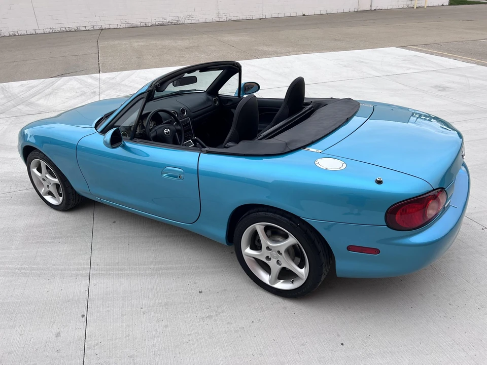 2003 Mazda NB MX-5 Miata - Image 17 of 31