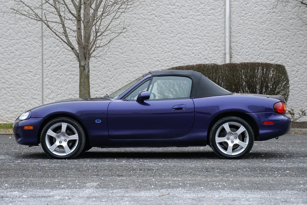 2003 Mazda NB MX-5 Miata - Image 4 of 31
