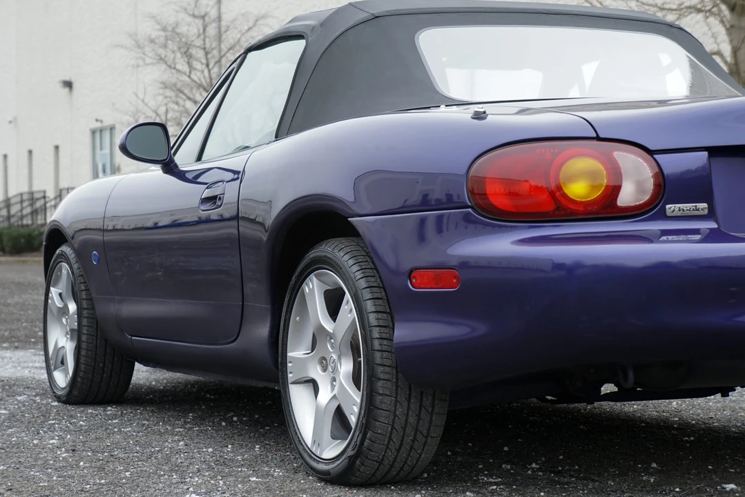 2003 Mazda NB MX-5 Miata - Image 29 of 31