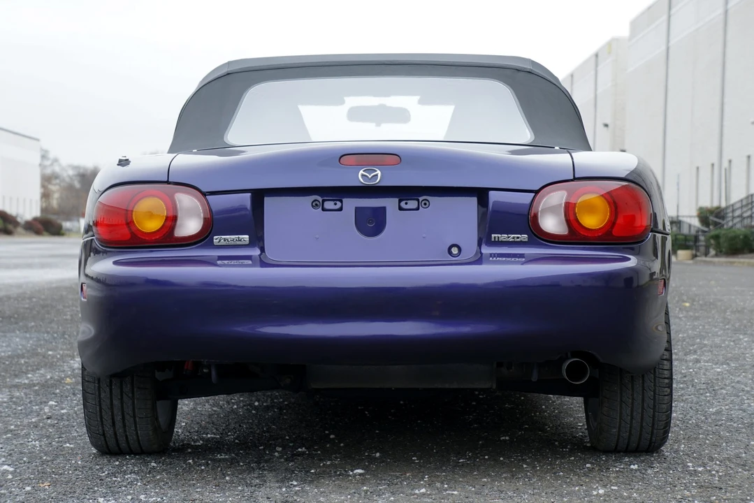 2003 Mazda NB MX-5 Miata - Image 6 of 31
