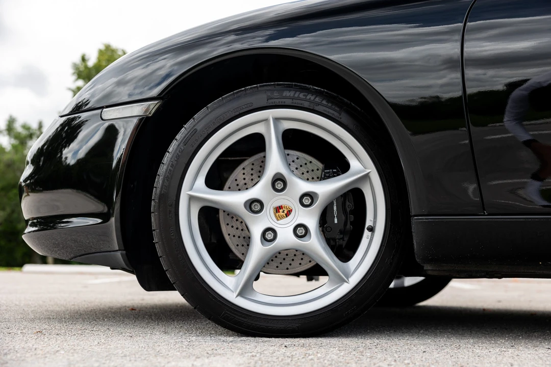 2003 Porsche 996 Carrera - Image 28 of 31