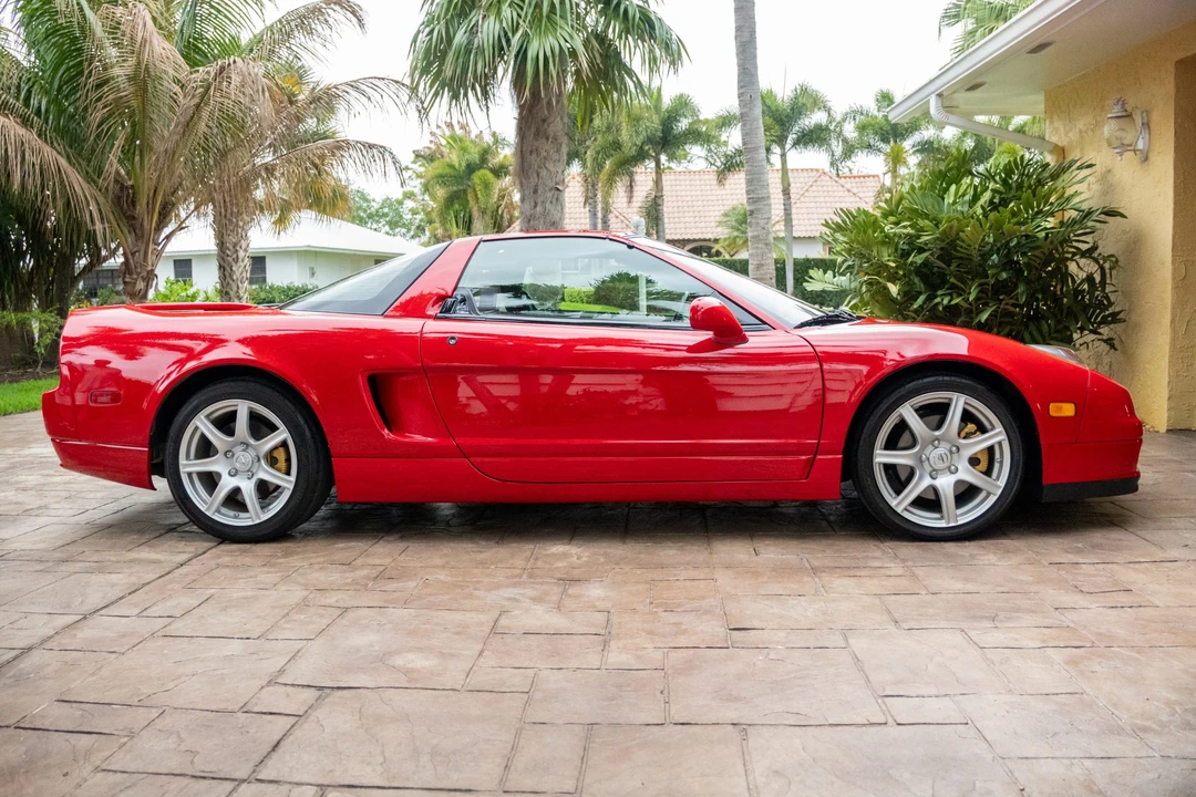 2004 Acura NA2 NSX - Image 11 of 31