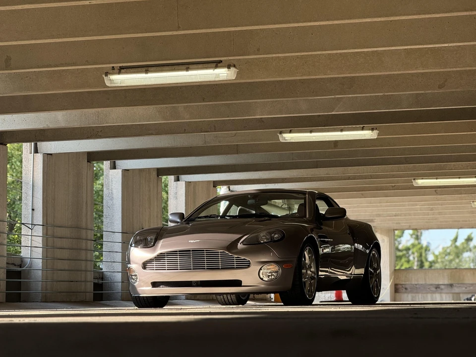 2004 Aston Martin Vanquish 1st Gen - Image 3 of 31
