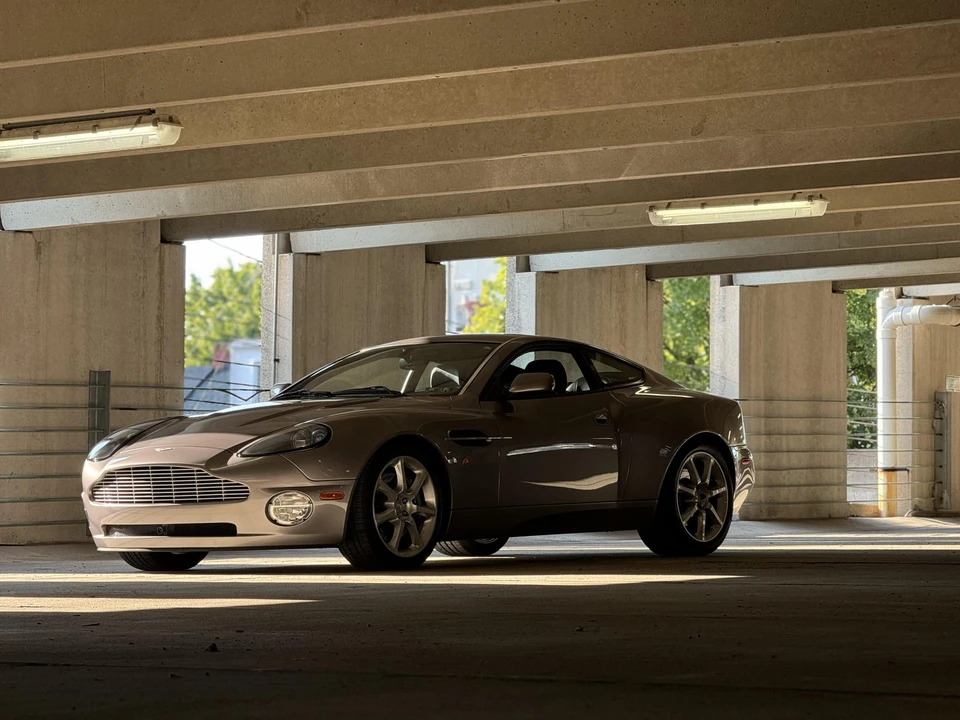2004 Aston Martin Vanquish 1st Gen - Image 2 of 31