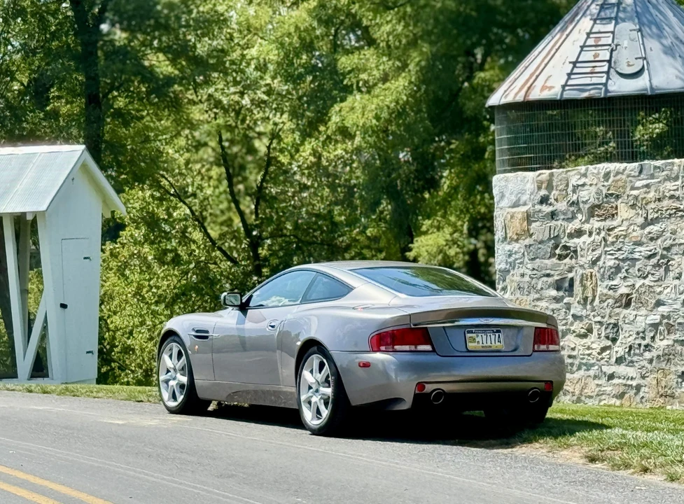 2004 Aston Martin Vanquish 1st Gen - Image 31 of 31