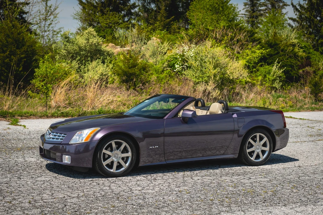 2004 Cadillac XLR - Image 2 of 31