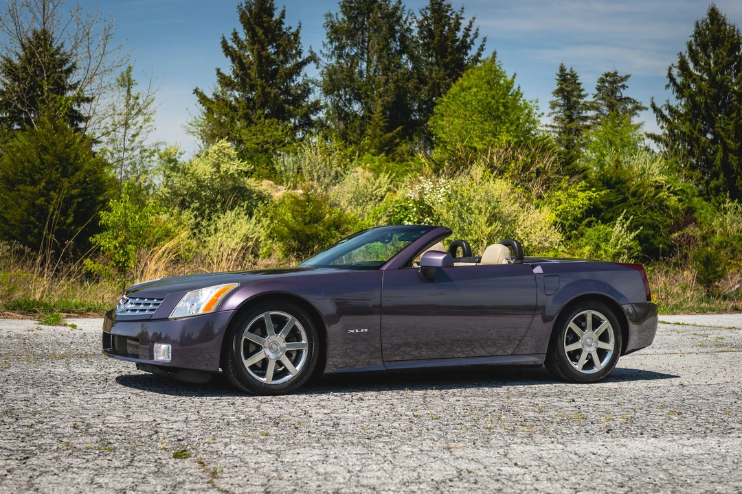 2004 Cadillac XLR - Image 3 of 31