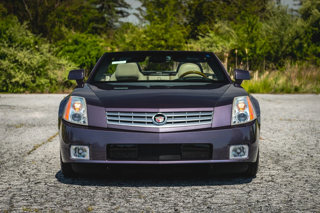 2004 Cadillac XLR - Image 13 of 31