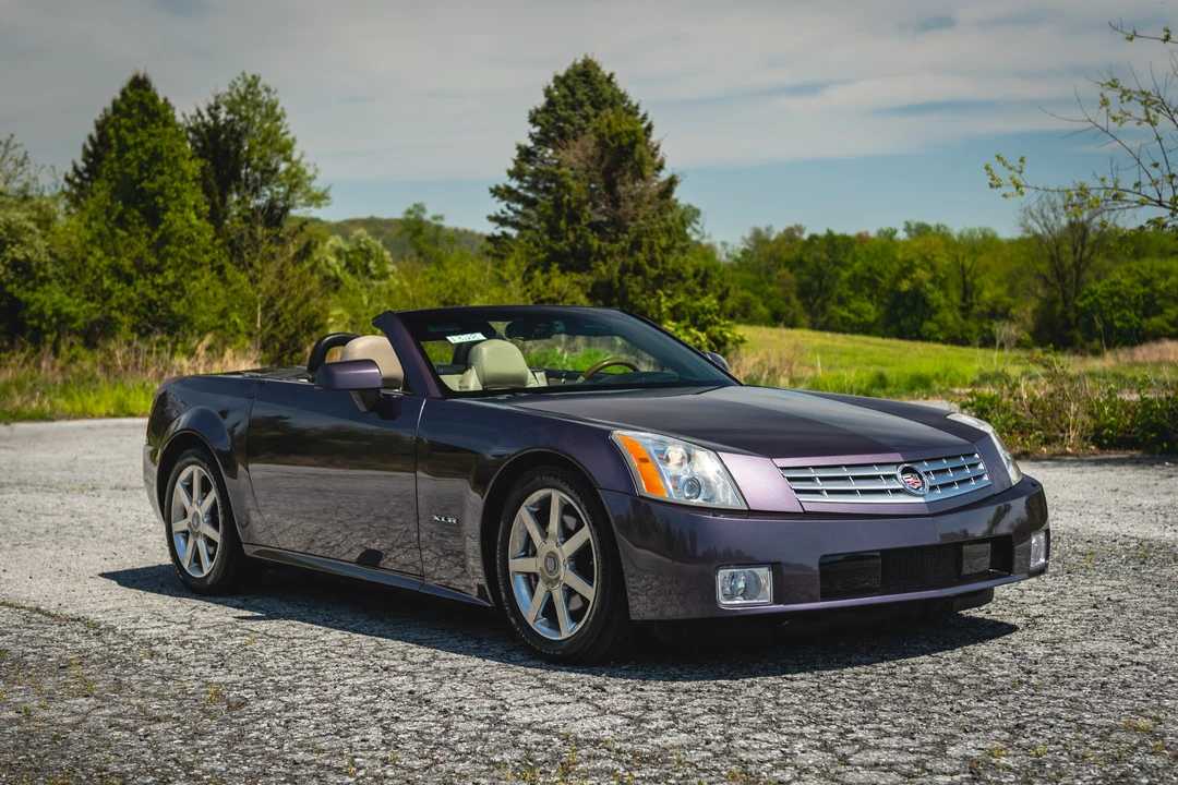 2004 Cadillac XLR - Image 16 of 31