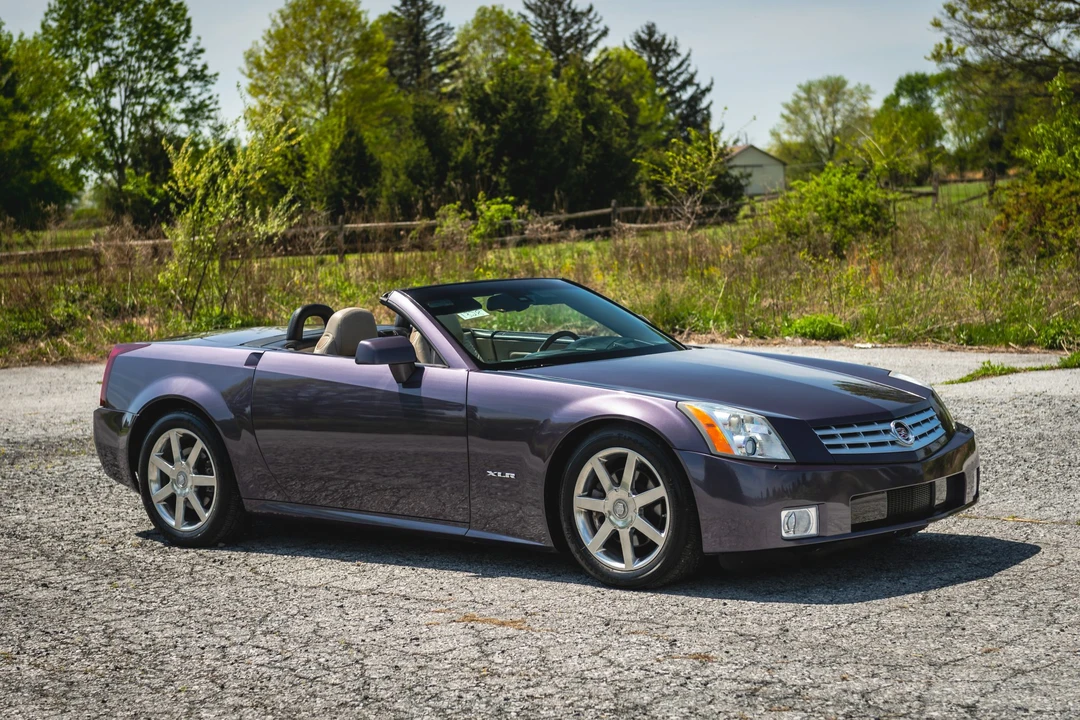 2004 Cadillac XLR - Image 18 of 31