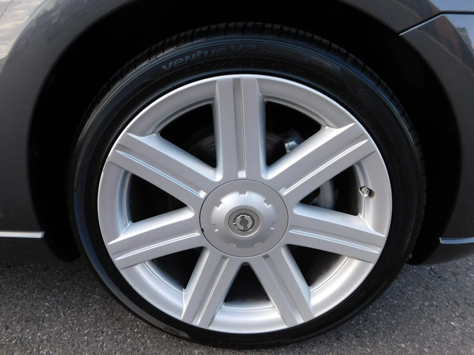 2004 Chrysler Crossfire - Image 24 of 31