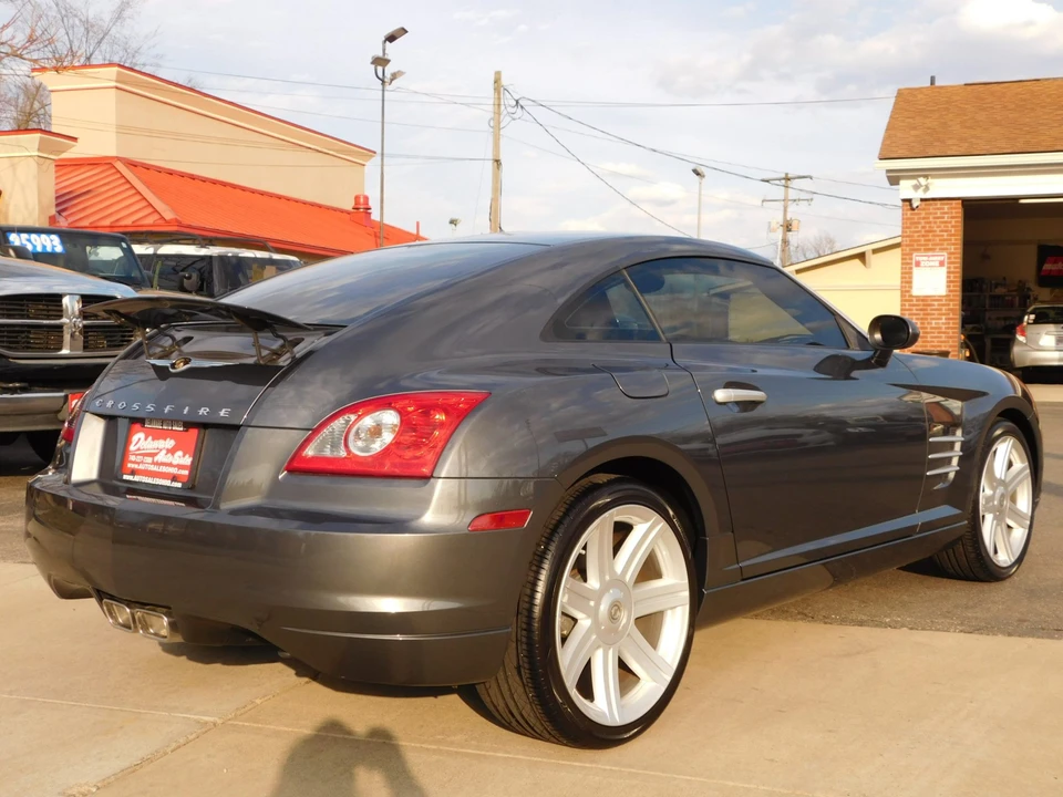 2004 Chrysler Crossfire - Image 16 of 31