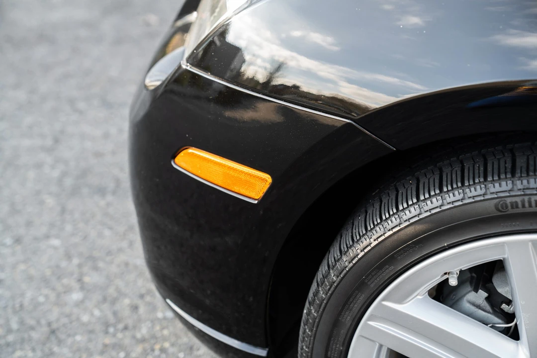 2004 Chrysler Crossfire - Image 28 of 31