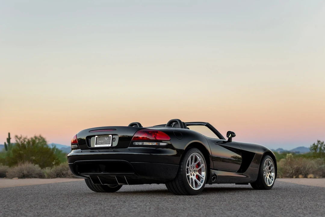 2004 Dodge Viper 3rd Gen - Image 16 of 31