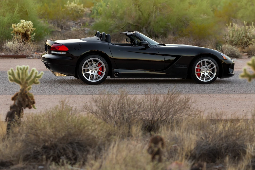 2004 Dodge Viper 3rd Gen - Image 18 of 31