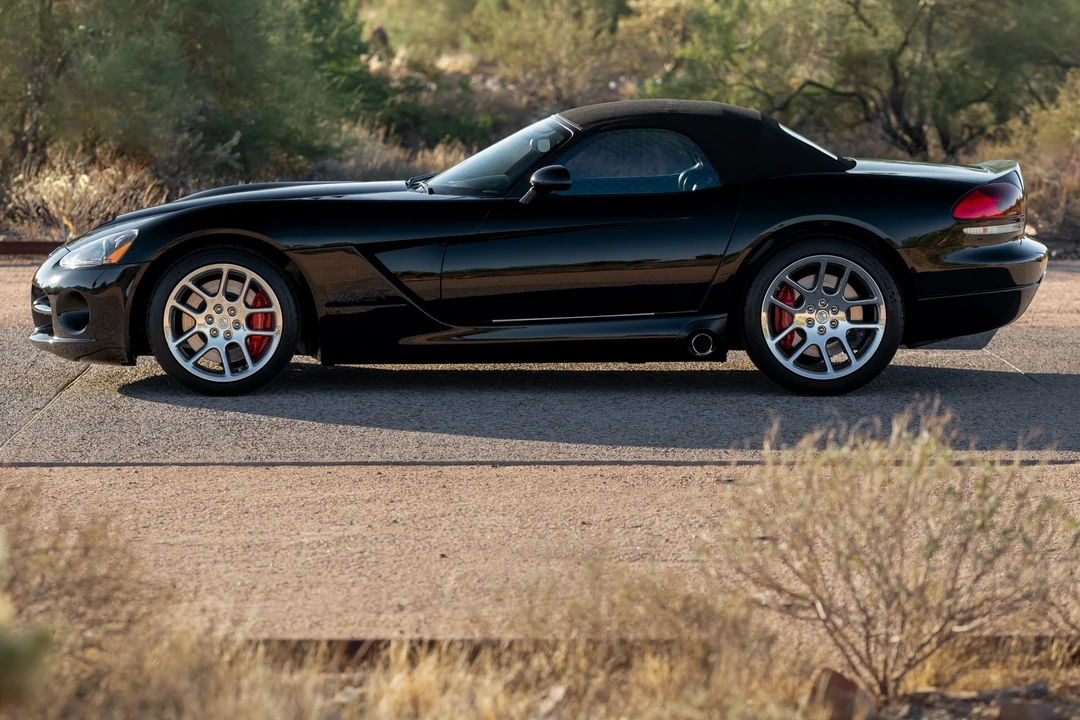 2004 Dodge Viper 3rd Gen - Image 28 of 31
