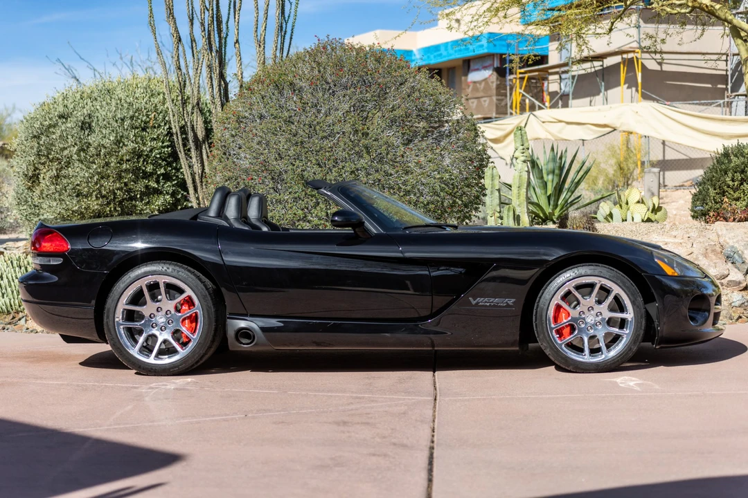 2004 Dodge Viper 3rd Gen - Image 4 of 31