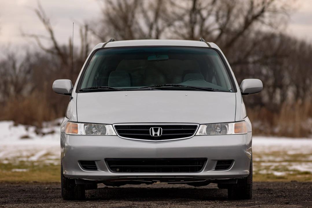 2004 Honda Odyssey - Image 18 of 31