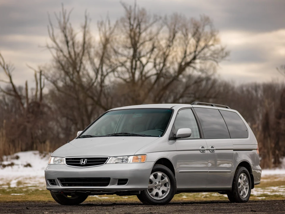 2004 Honda Odyssey - Image 2 of 31