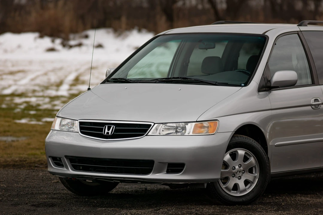 2004 Honda Odyssey - Image 19 of 31