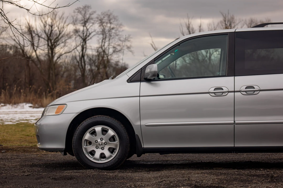 2004 Honda Odyssey - Image 21 of 31