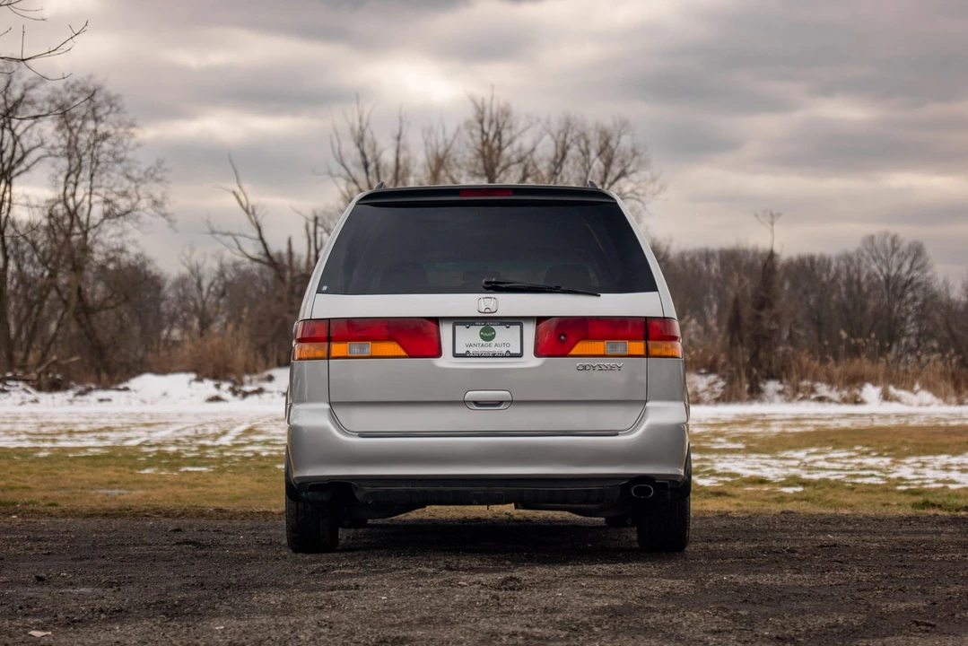 2004 Honda Odyssey - Image 8 of 31