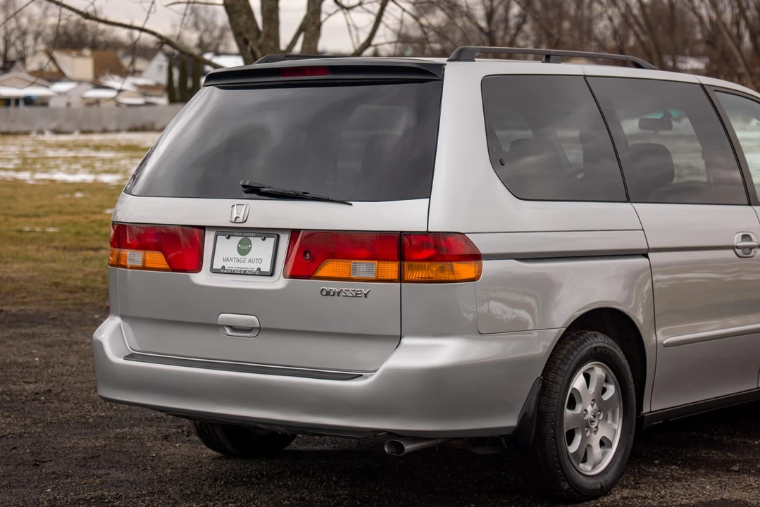 2004 Honda Odyssey - Image 26 of 31