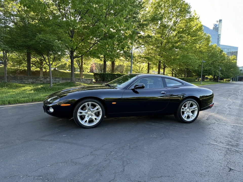 2004 Jaguar X100 XK8 - Image 14 of 31