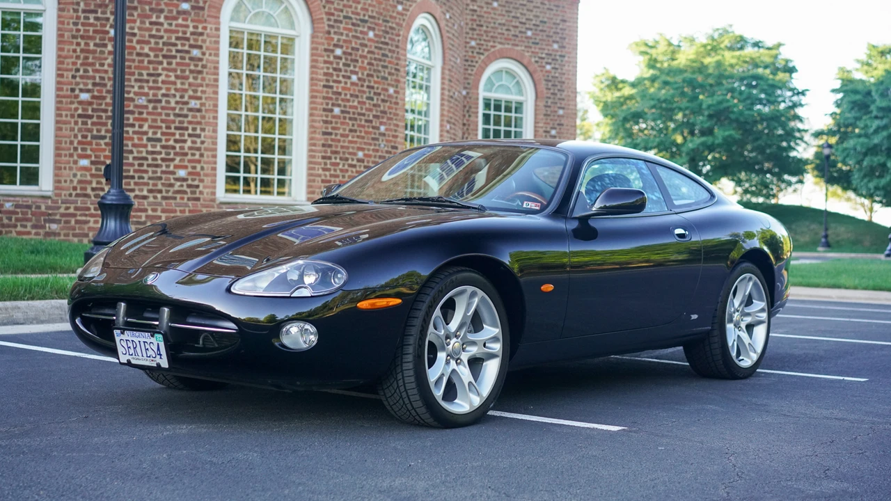 2004 Jaguar X100 XK8 - Image 3 of 31