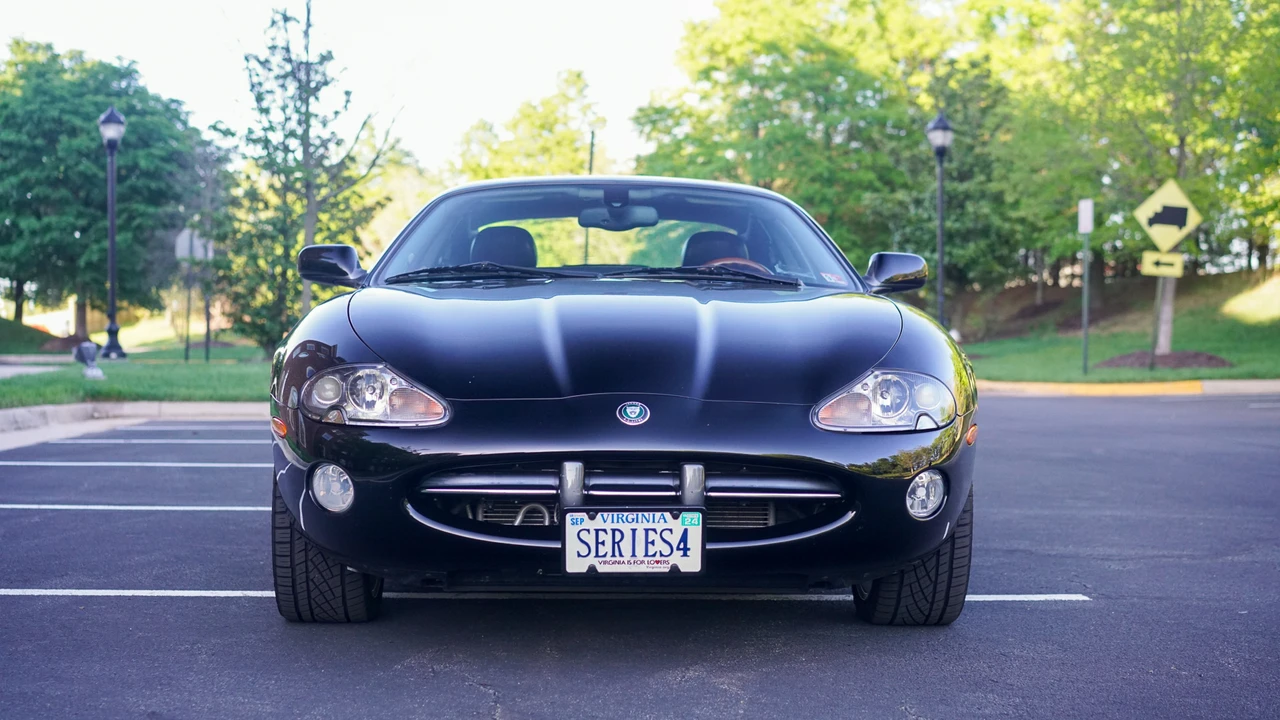 2004 Jaguar X100 XK8 - Image 10 of 31