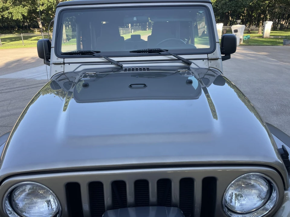 2004 Jeep TJ Wrangler - Image 27 of 31