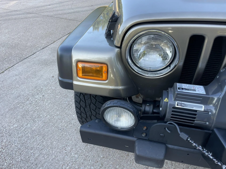 2004 Jeep TJ Wrangler - Image 24 of 31
