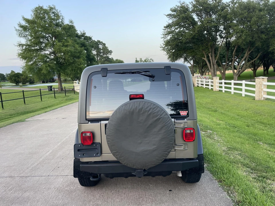 2004 Jeep TJ Wrangler - Image 5 of 31