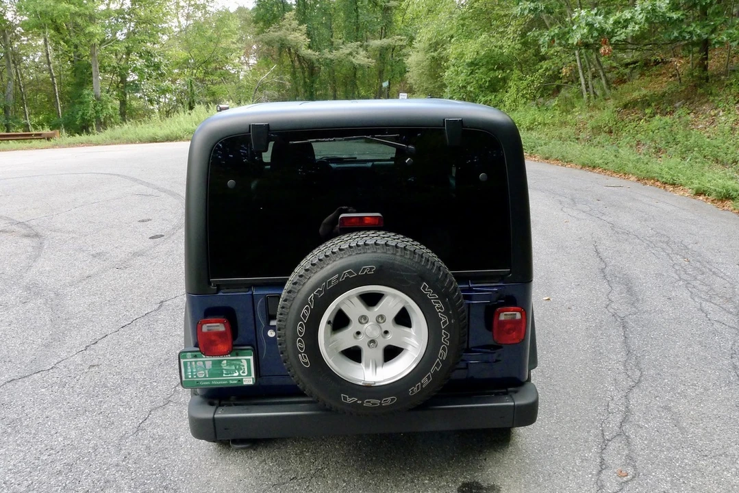 2004 Jeep TJ Wrangler - Image 30 of 31