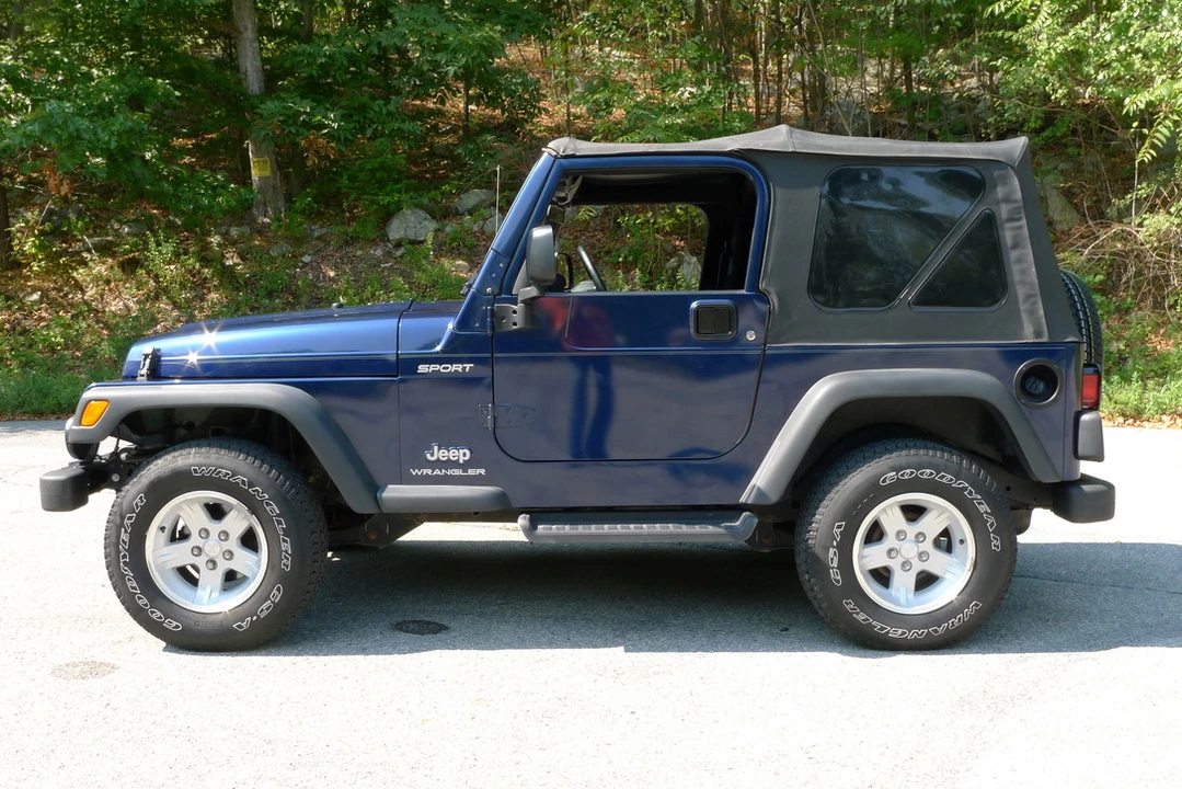 2004 Jeep TJ Wrangler - Image 10 of 31