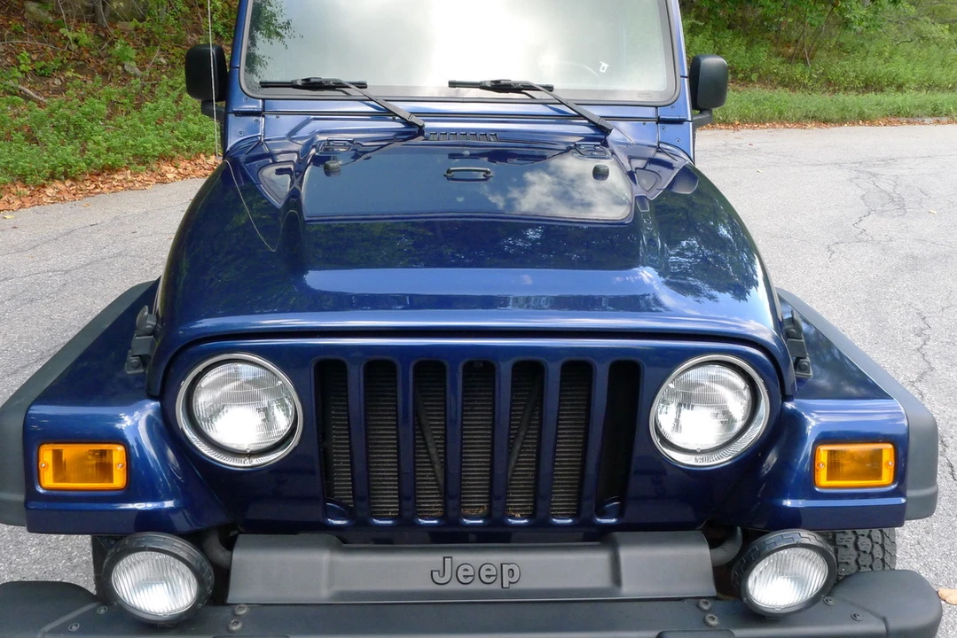 2004 Jeep TJ Wrangler - Image 19 of 31